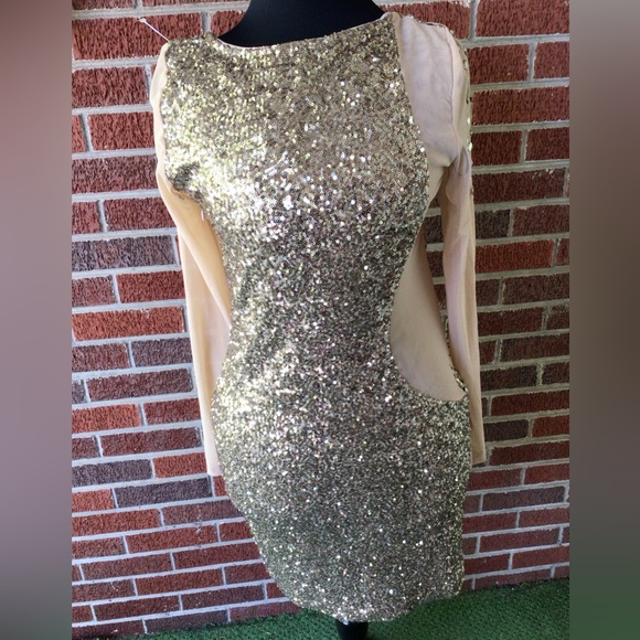 Reversible Gold sequined sheer Prom dress Size M - Picture 2 of 14